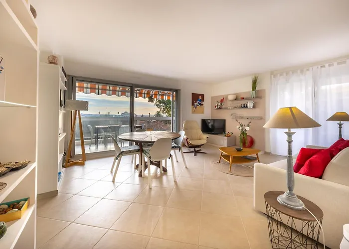 Tanit 3 Pieces, Grande Terrasse Apartment